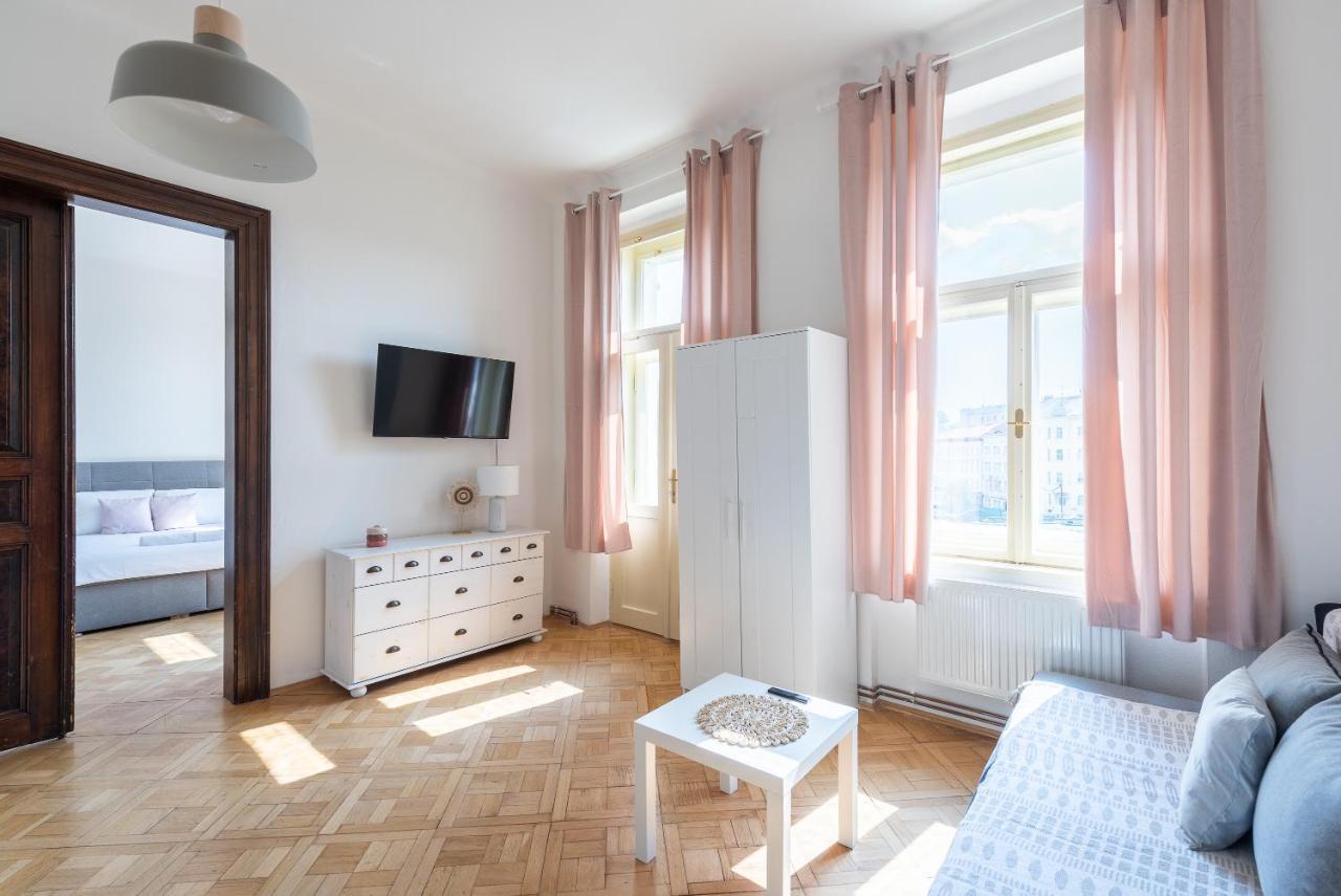 Residence Tesnov Apartment Prague Luaran gambar