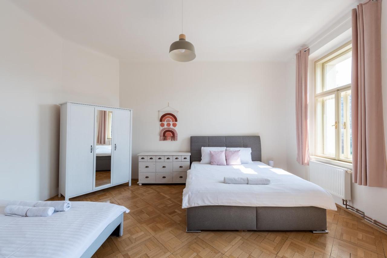 Residence Tesnov Apartment Prague Luaran gambar