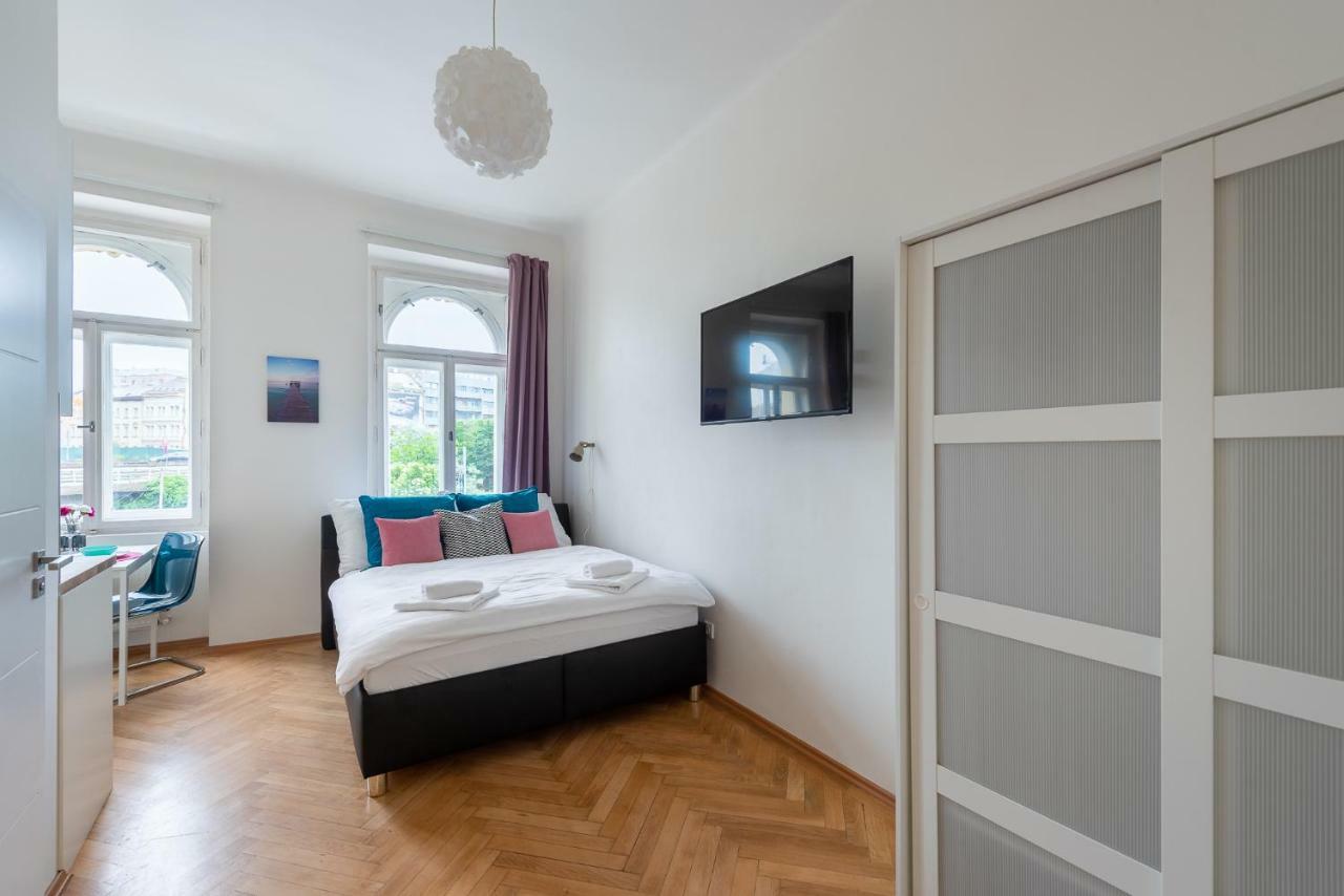 Residence Tesnov Apartment Prague Luaran gambar